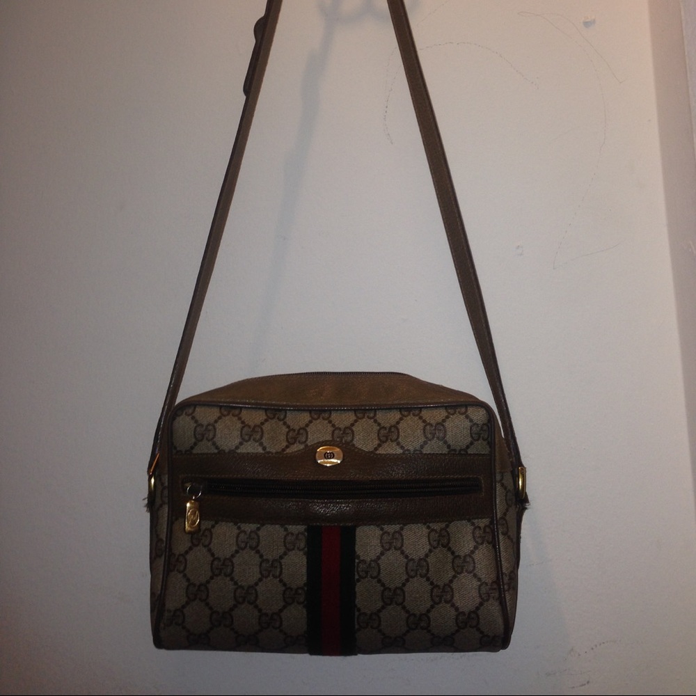 Gucci Accessory Collection Web Tan Leather Crssbdy